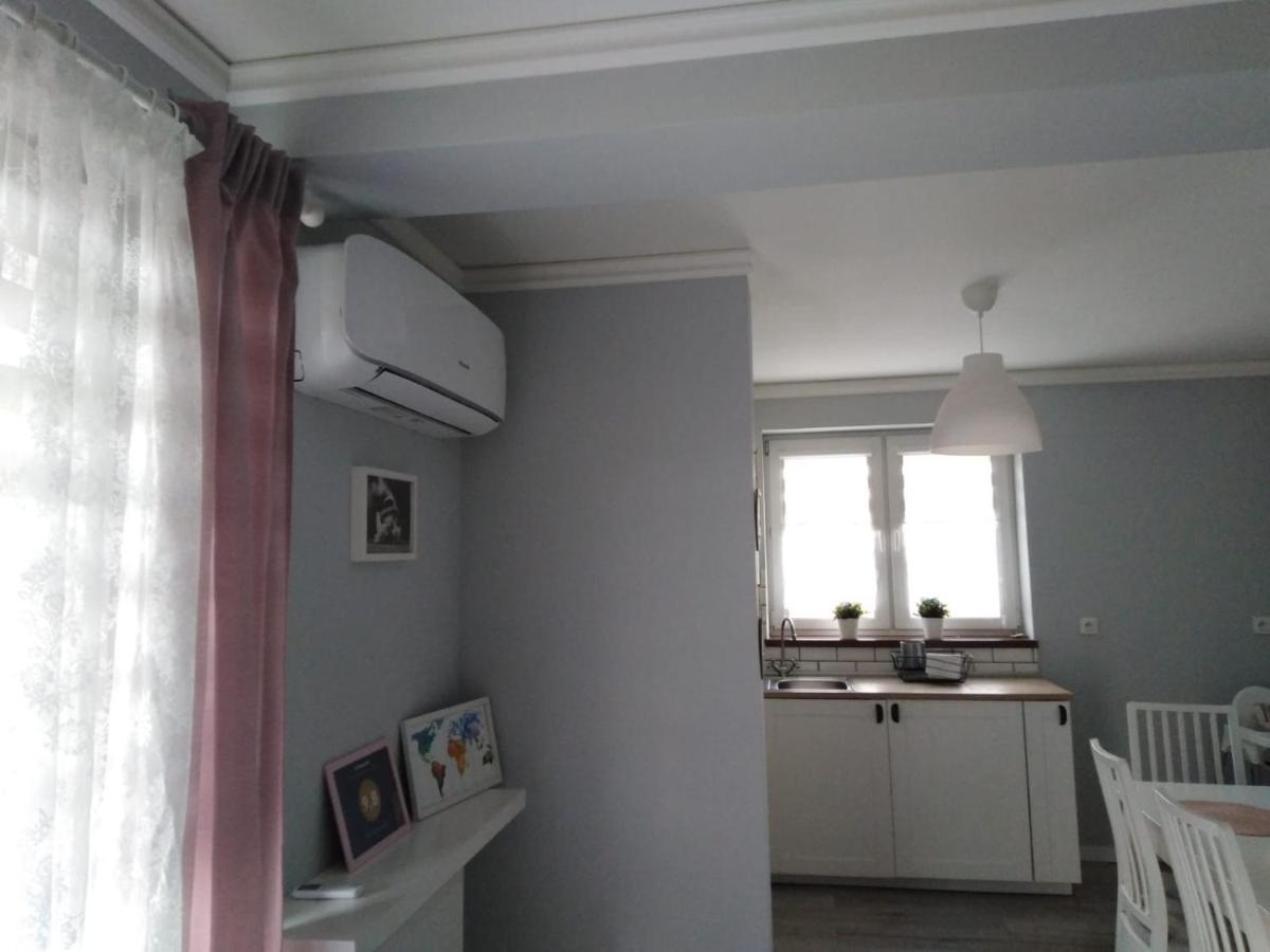 Apartament Julek Klimatyzowany オシフィエンチム エクステリア 写真