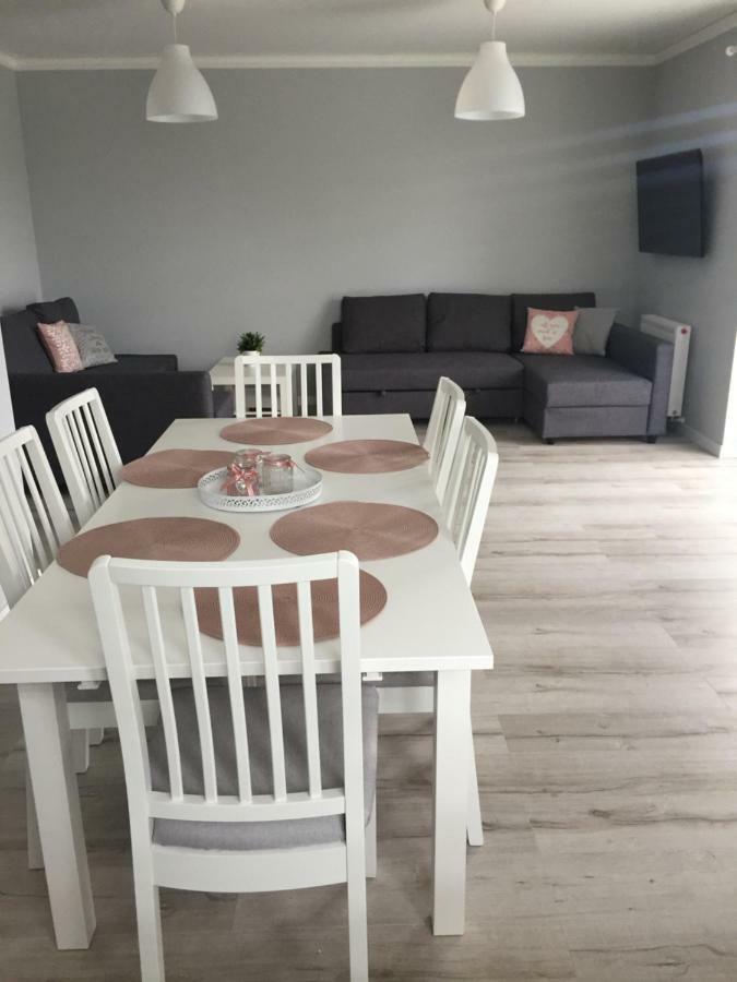Apartament Julek Klimatyzowany オシフィエンチム エクステリア 写真