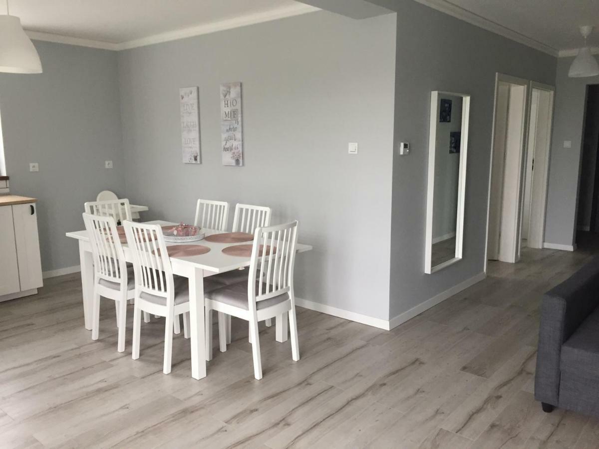 Apartament Julek Klimatyzowany オシフィエンチム エクステリア 写真